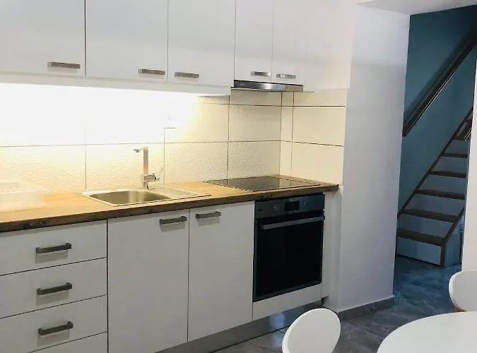 Summer Mood アパート ハニア